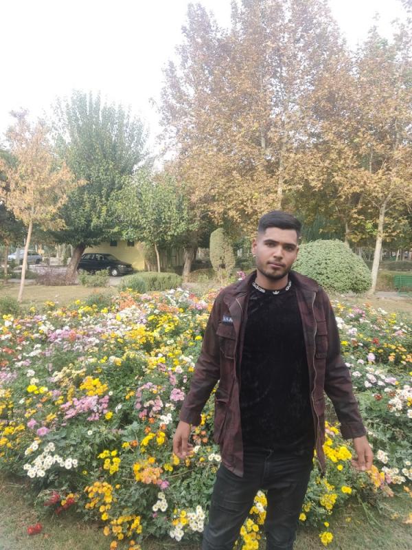 تصویر پروفایل بدون نام