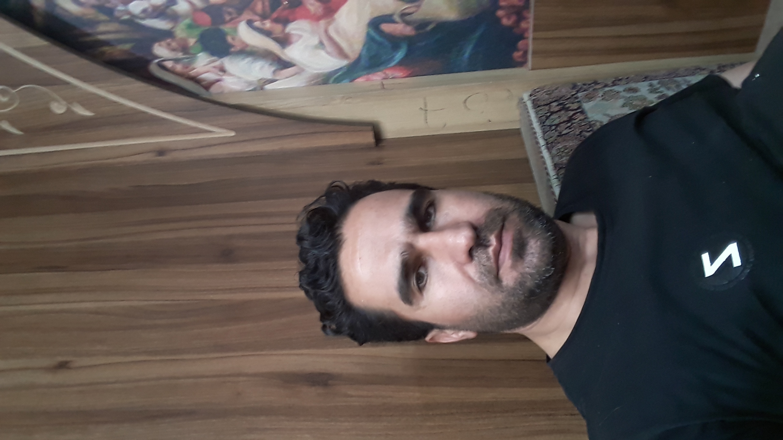 تصویر پروفایل بدون نام