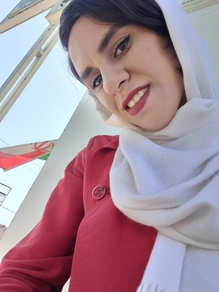 تصویر پروفایل زهرا