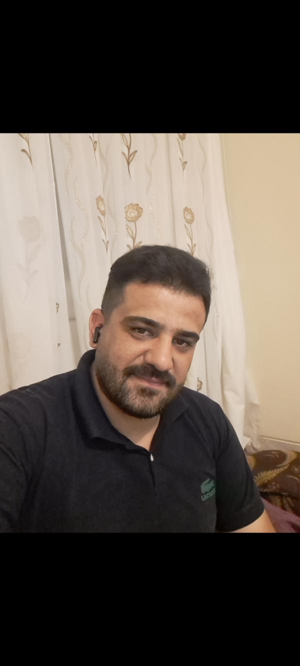 تصویر پروفایل حسن