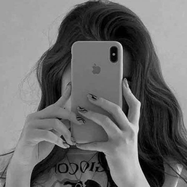 تصویر پروفایل شقایق