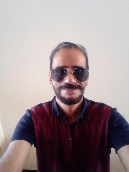 تصویر پروفایل رضا