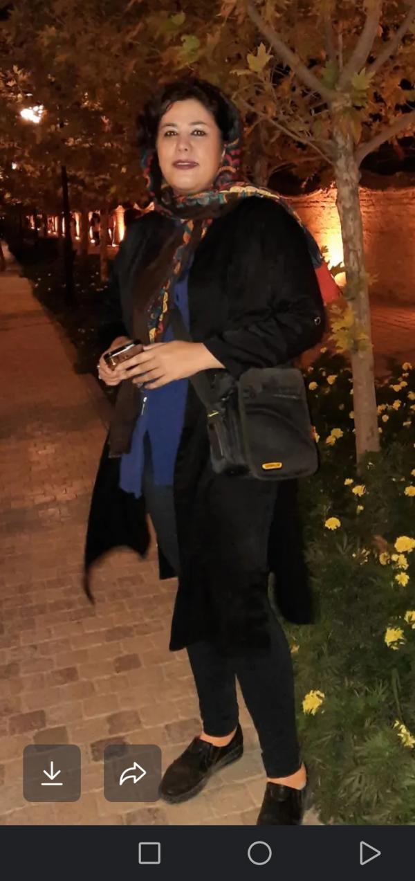 تصویر پروفایل نسترن