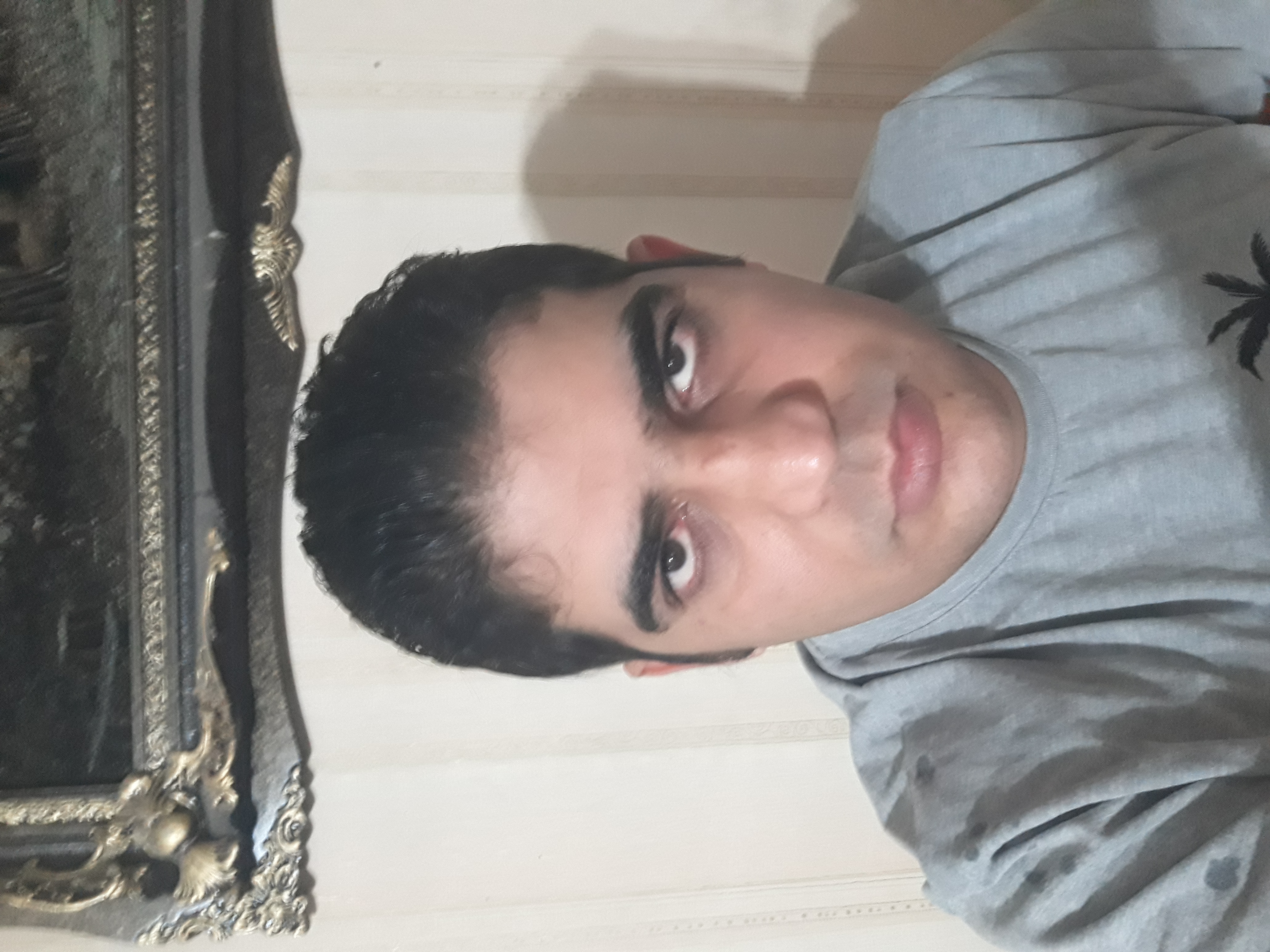 تصویر پروفایل احمد