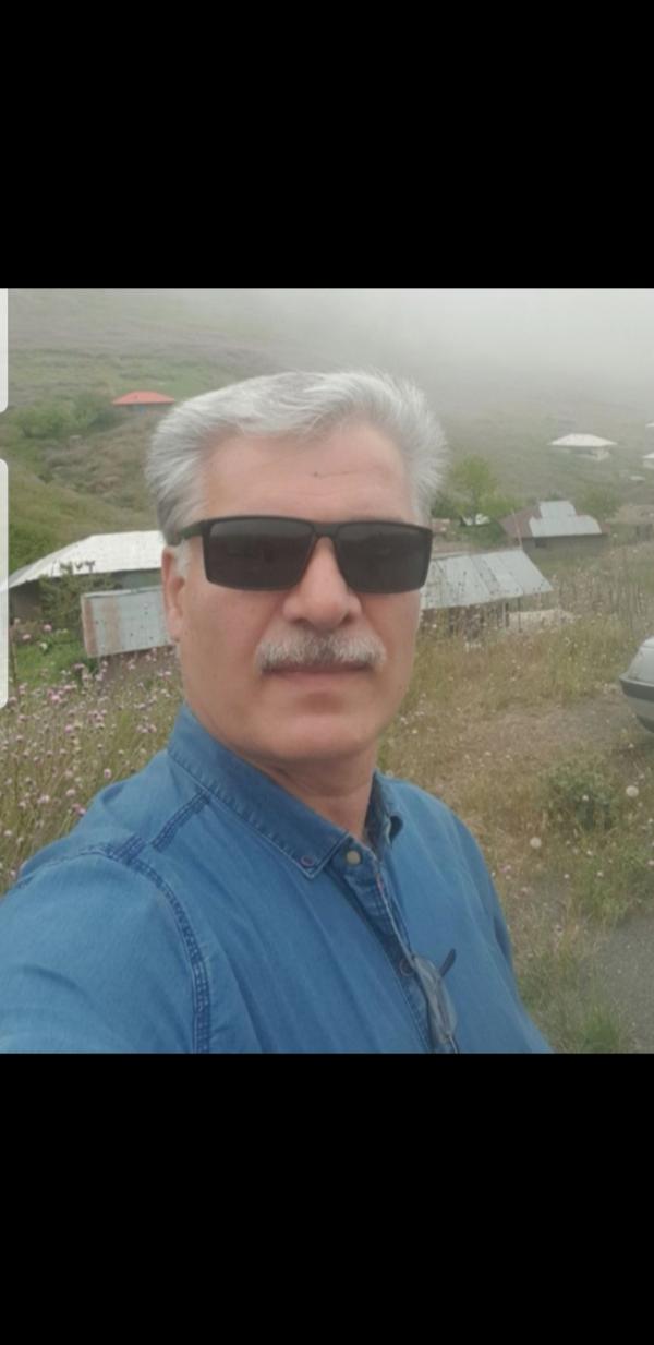 تصویر پروفایل سیاوش