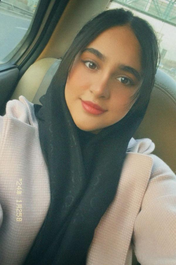 تصویر پروفایل سارا در سایت همسریابی آغاز نو تصویر پروفایل سارا