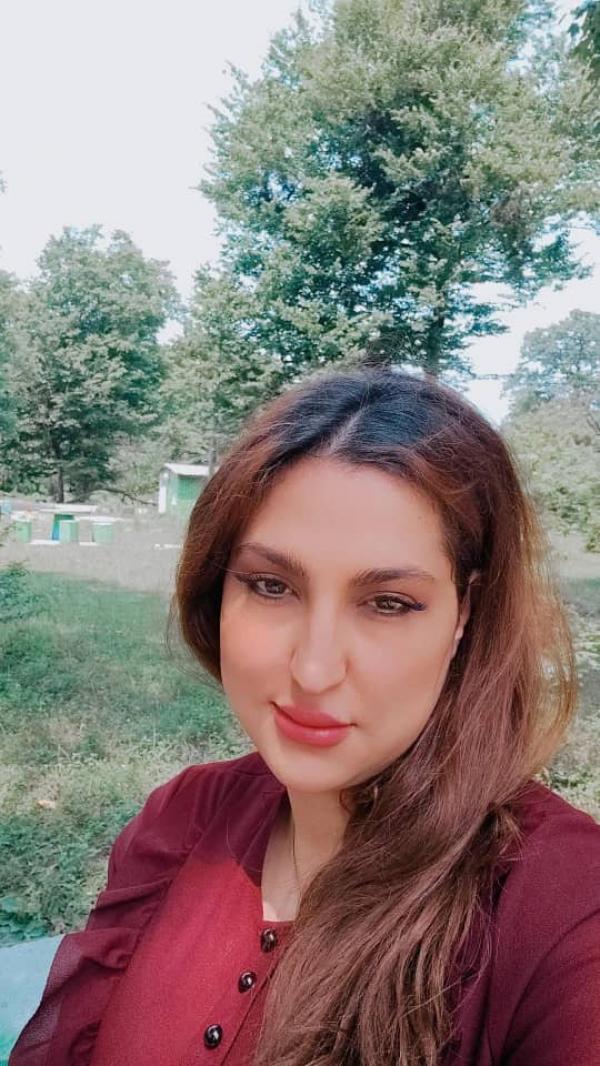 تصویر پروفایل نیلوفر