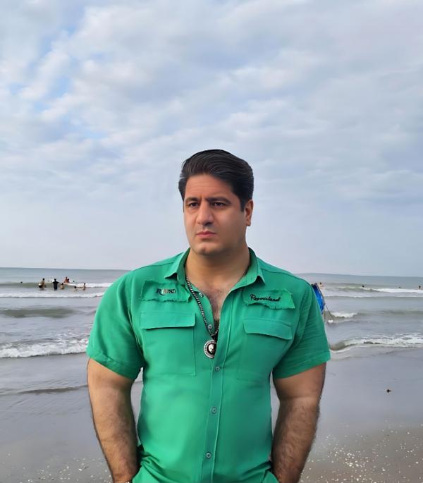 تصویر پروفایل بابک در سایت همسریابی آغاز نو تصویر پروفایل بابک