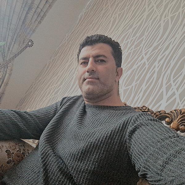 تصویر پروفایل علی