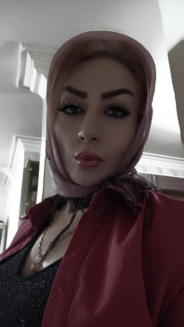 تصویر پروفایل یلدا