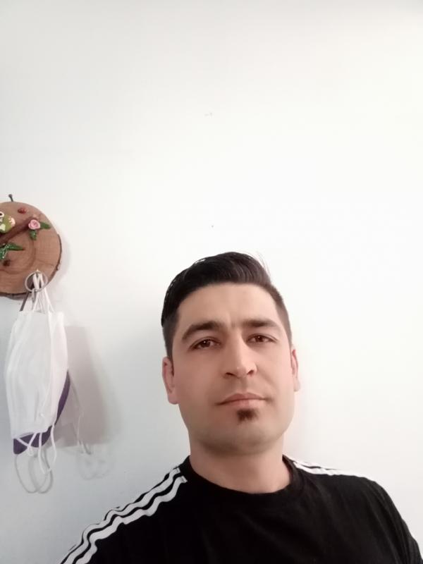 تصویر پروفایل حسن