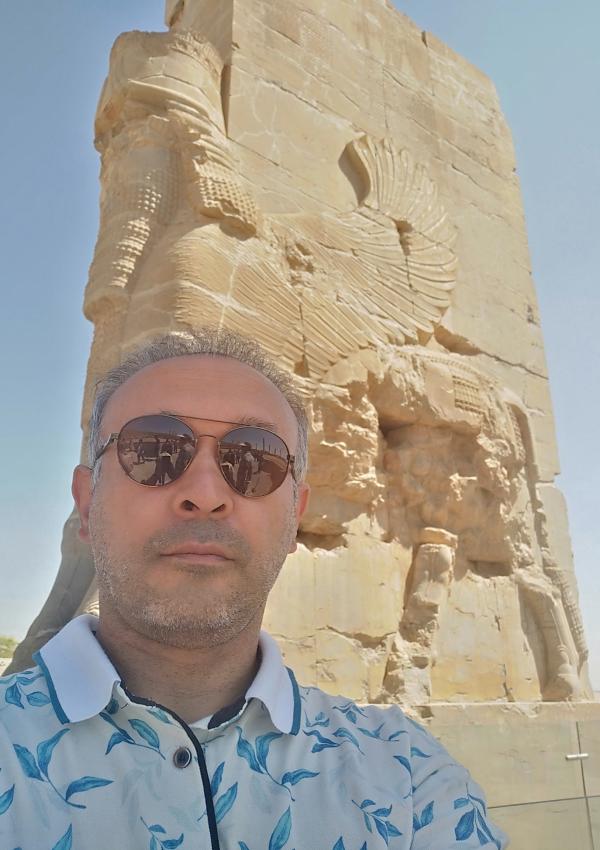 تصویر پروفایل کورش