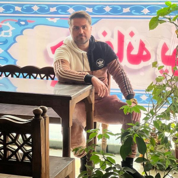 تصویر پروفایل آراز