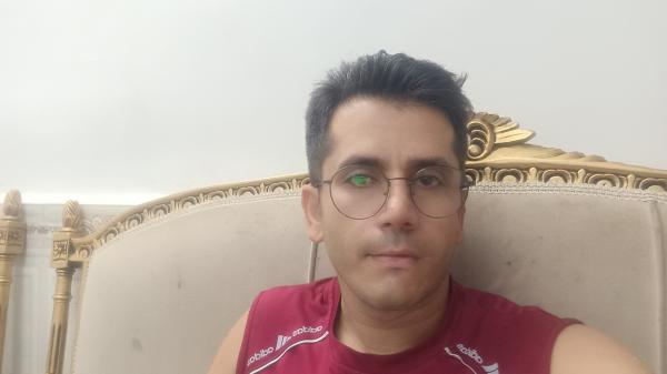 تصویر پروفایل مصطفی