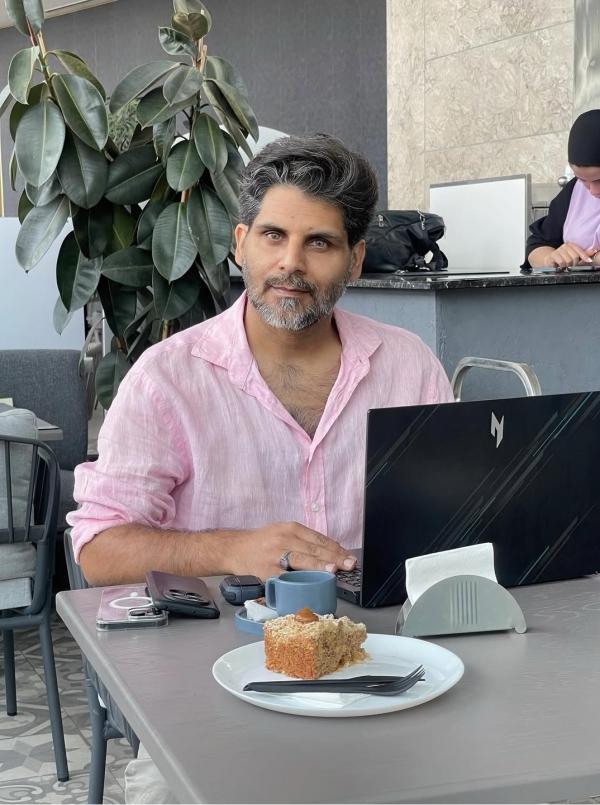 تصویر پروفایل فربود