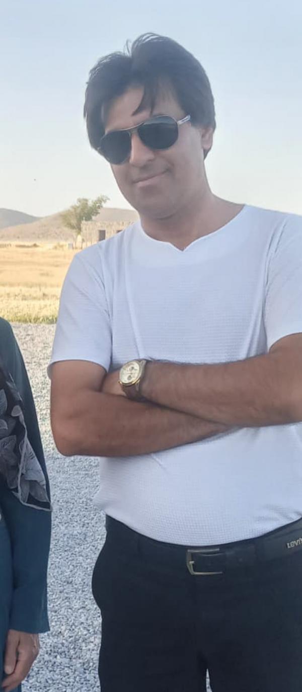 تصویر پروفایل حسین