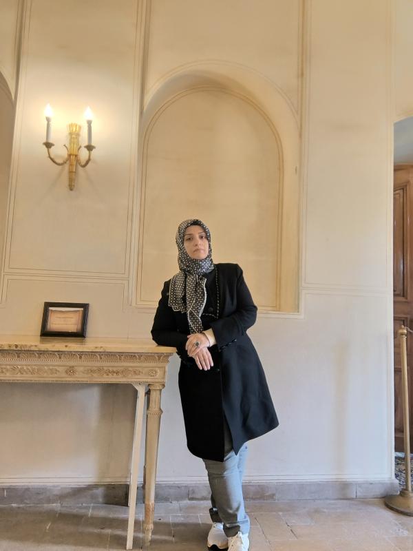 تصویر پروفایل زینب