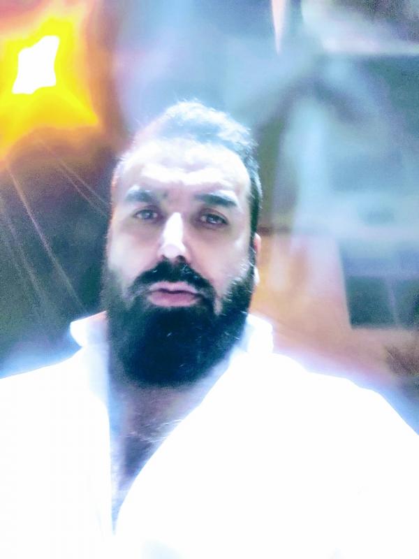 تصویر پروفایل علی در سایت همسریابی آغاز نو تصویر پروفایل علی