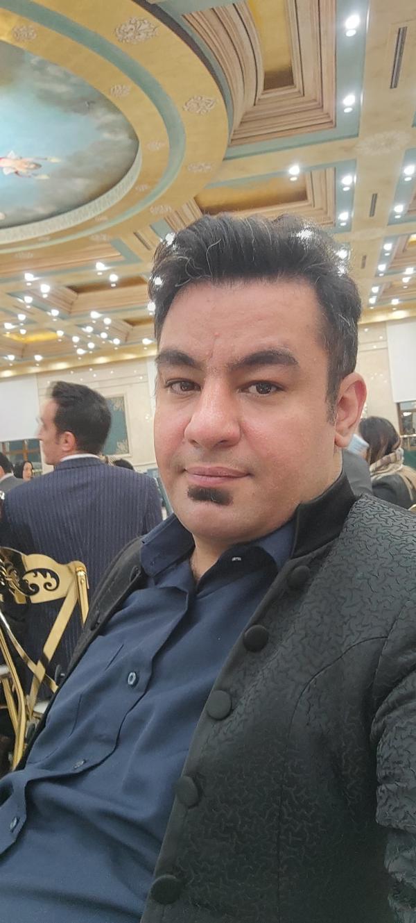 تصویر پروفایل مبین