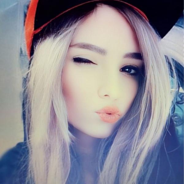 تصویر پروفایل زهرا