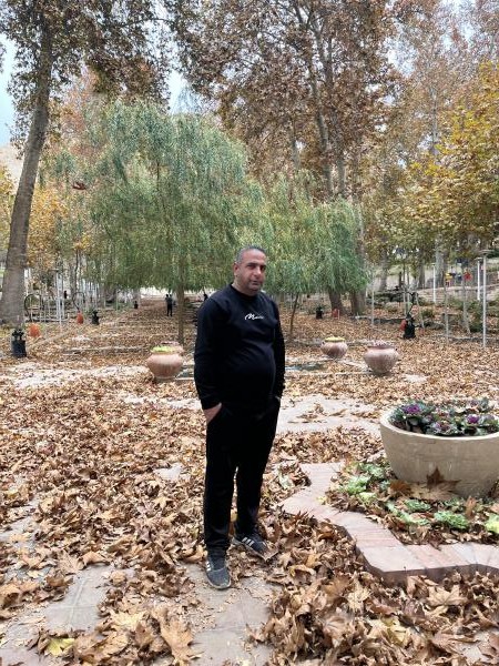 تصویر پروفایل حسین