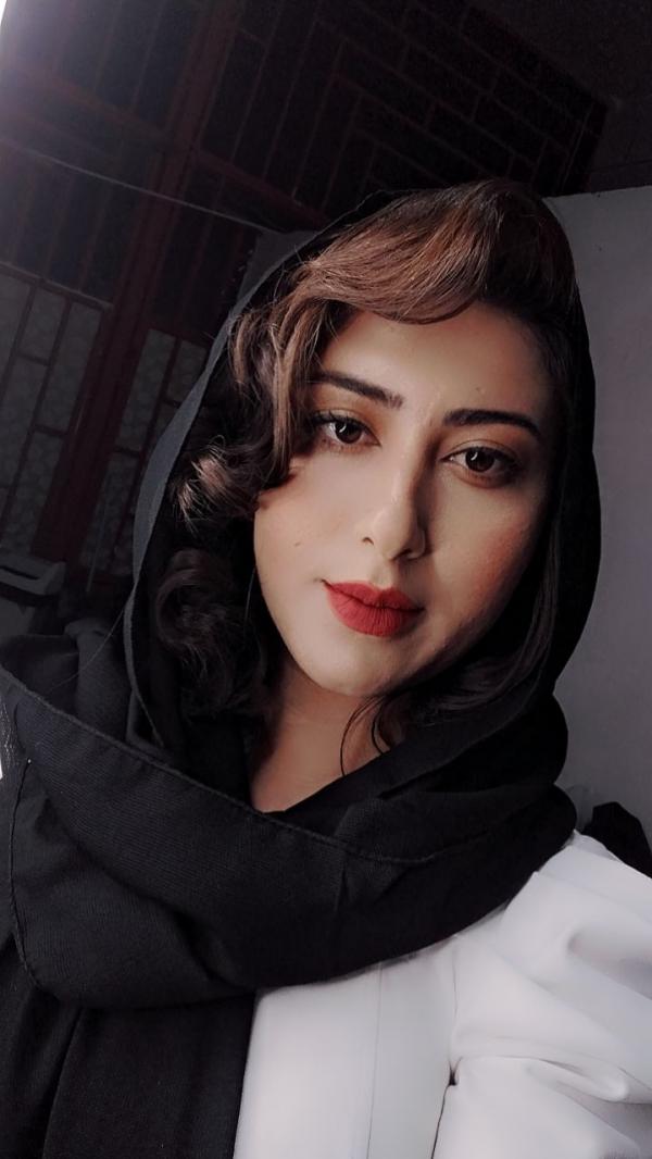 تصویر پروفایل زینب