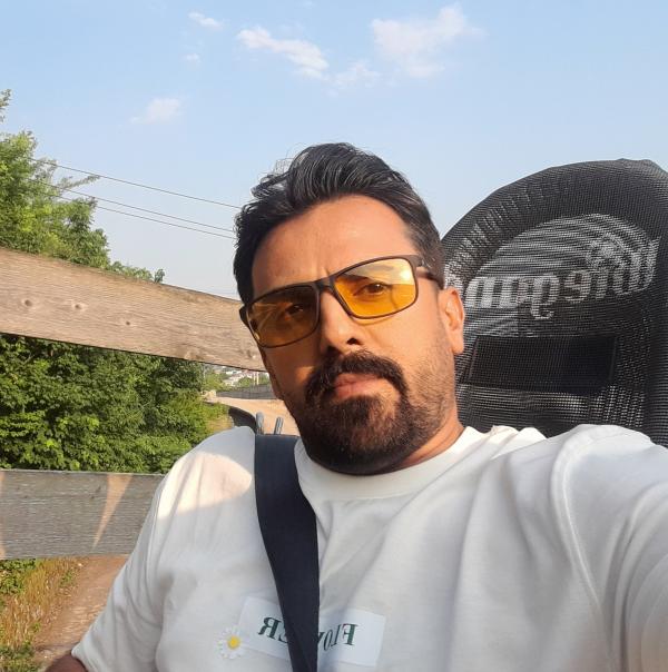 تصویر پروفایل سینا