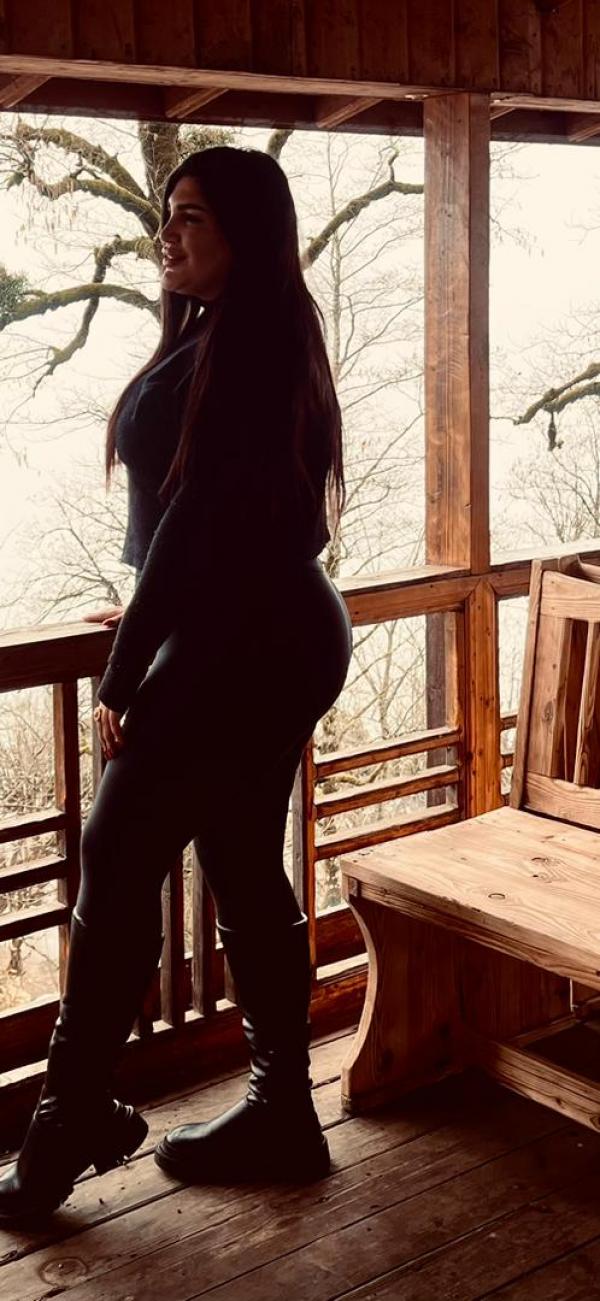 تصویر پروفایل آیدا