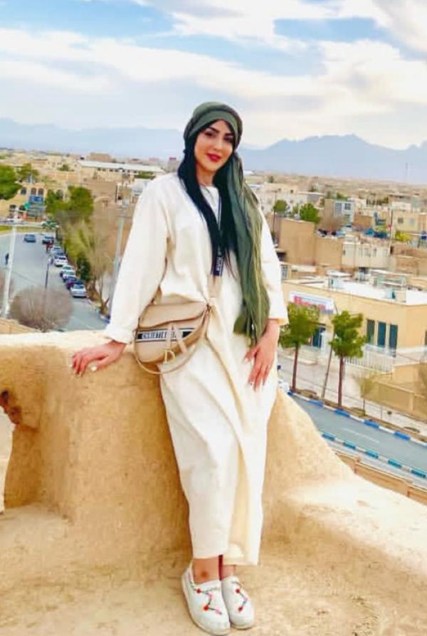 تصویر پروفایل بی تا