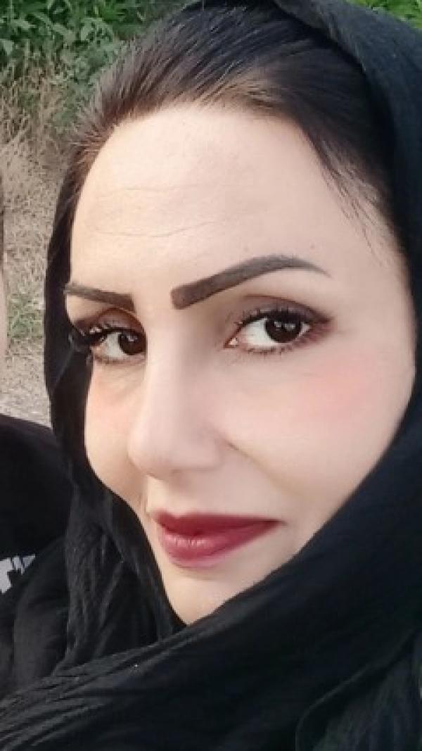 تصویر پروفایل افرین