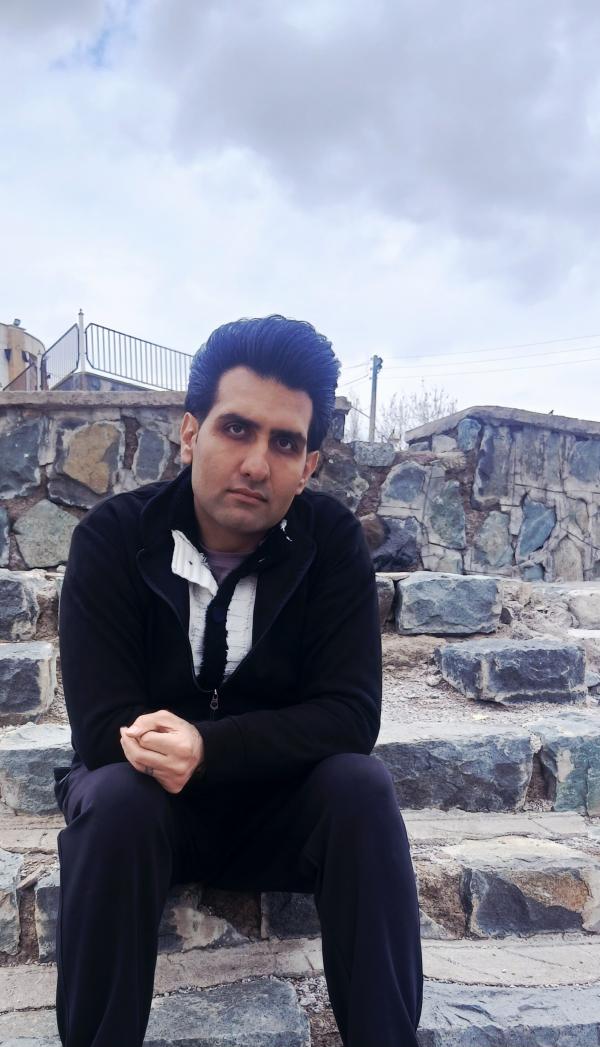 تصویر پروفایل رادمهر