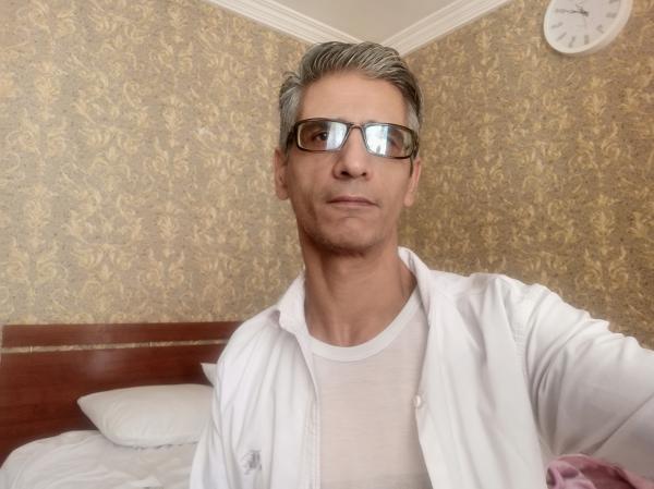 تصویر پروفایل حسن