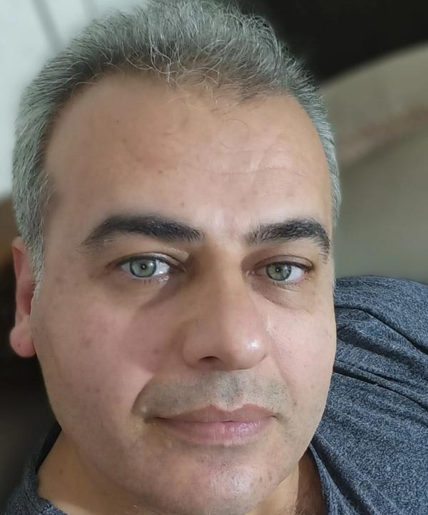 تصویر پروفایل حسن