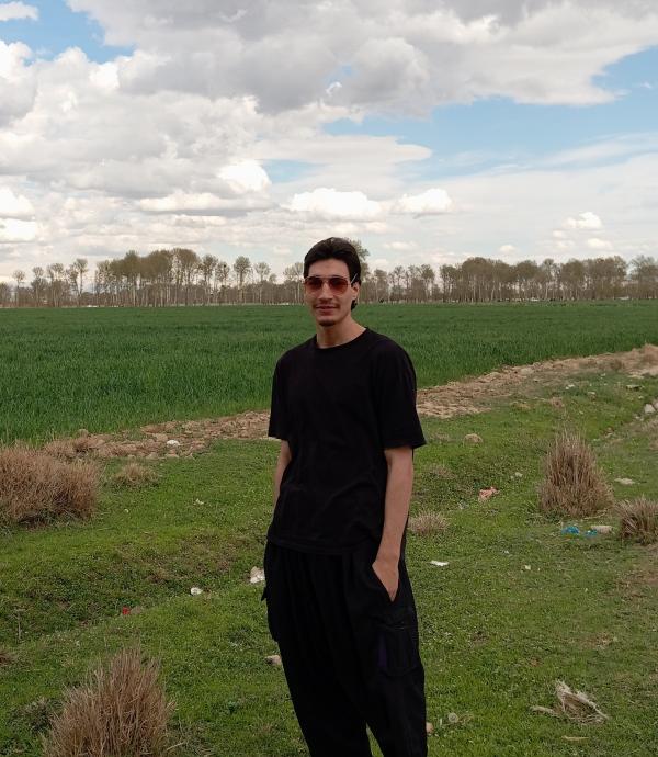 تصویر پروفایل شاهروخ