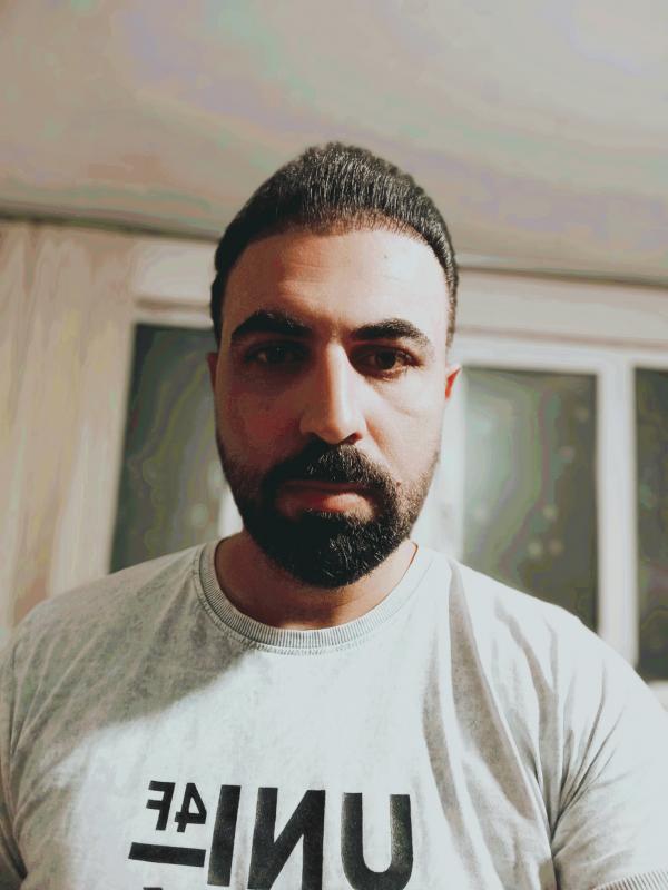 تصویر پروفایل سیامک