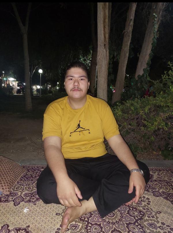 تصویر پروفایل احمد