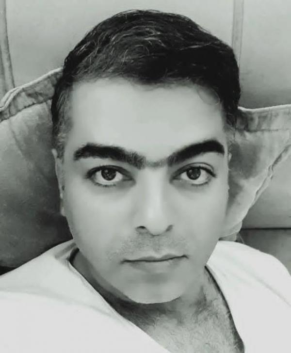 تصویر پروفایل میلاد
