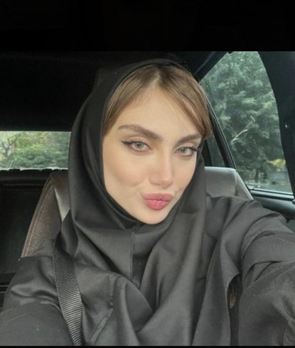 تصویر پروفایل ملیکا