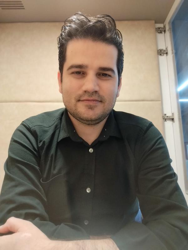 تصویر پروفایل آرش