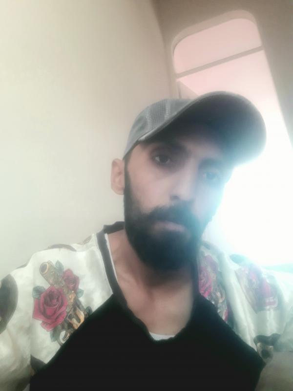 تصویر پروفایل آرمین