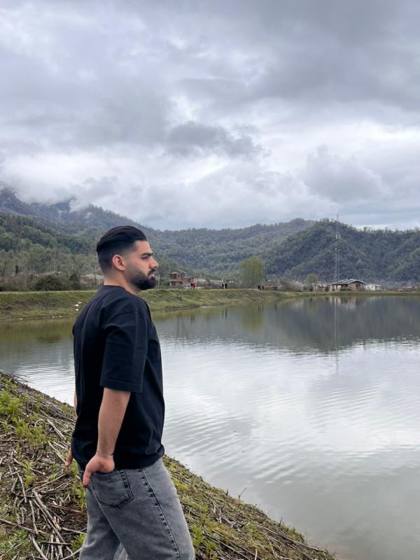 تصویر پروفایل رضا