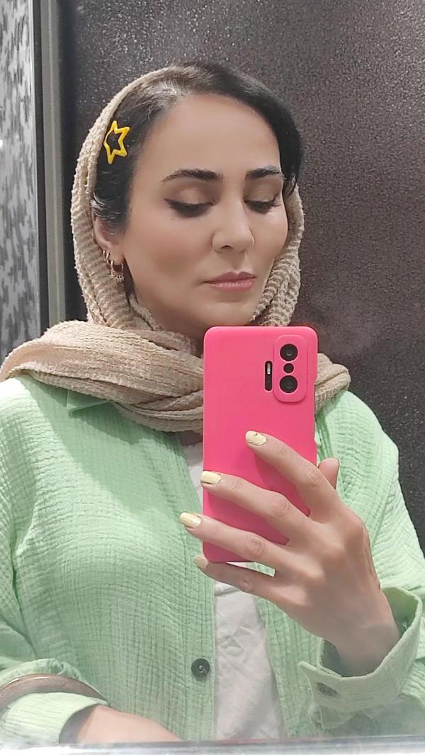 تصویر پروفایل شبنم