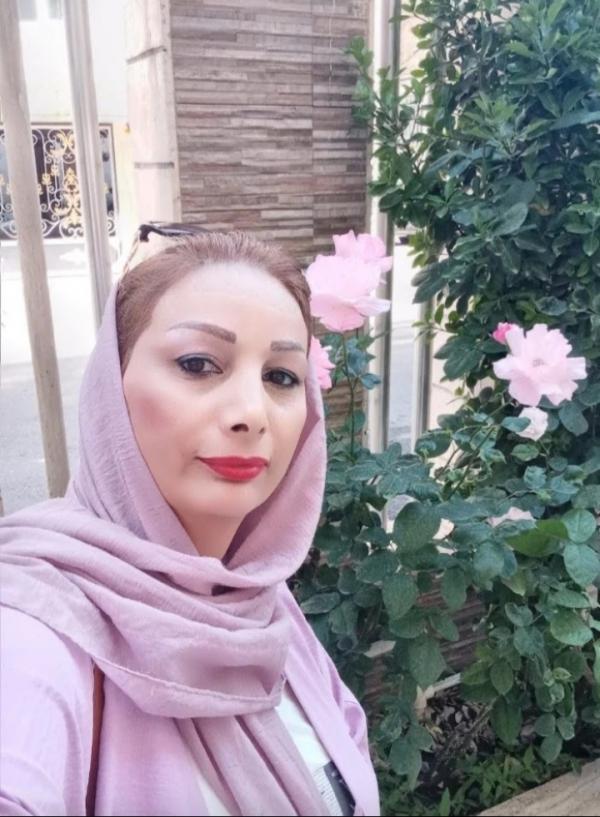 تصویر پروفایل ساره