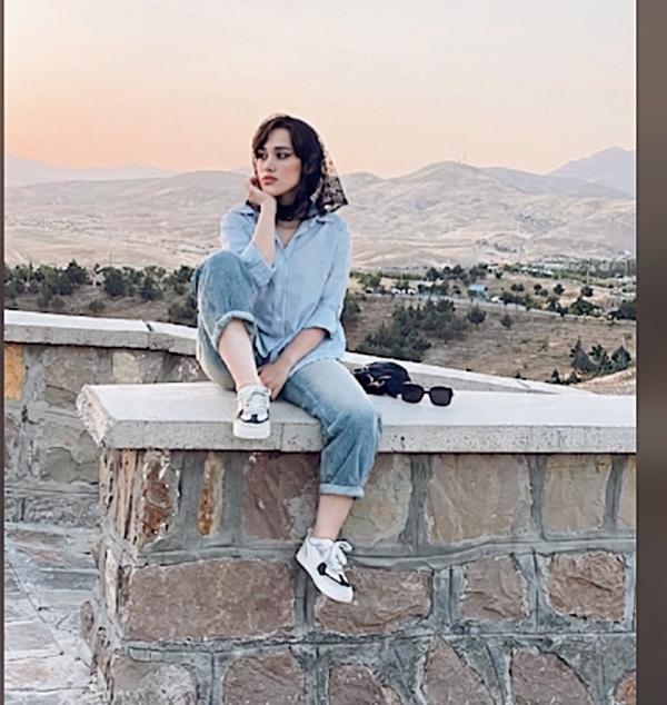 تصویر پروفایل شادی