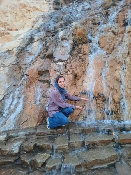 تصویر پروفایل بدون نام