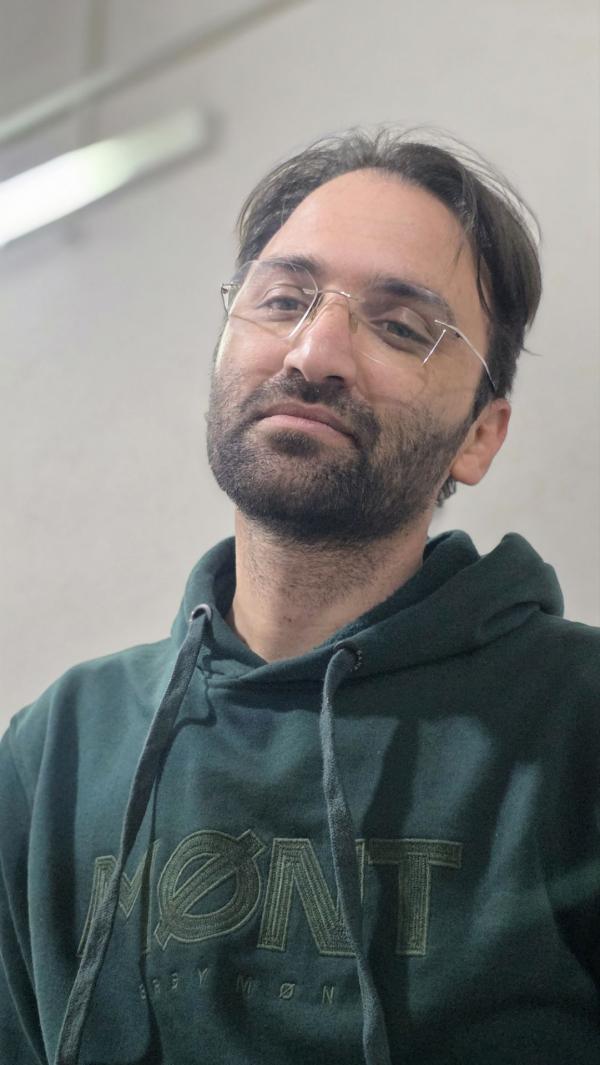 تصویر پروفایل رضا