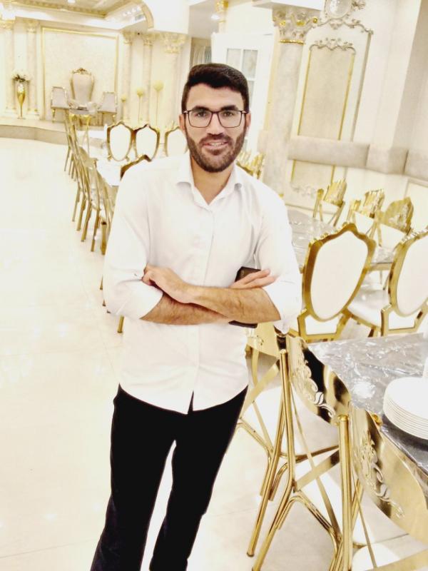 تصویر پروفایل علی