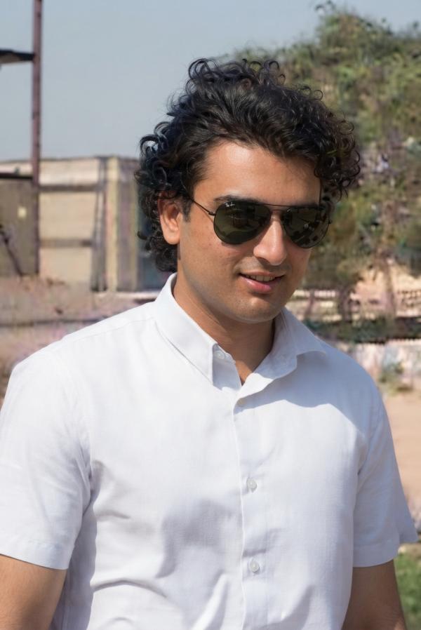 تصویر پروفایل امیر