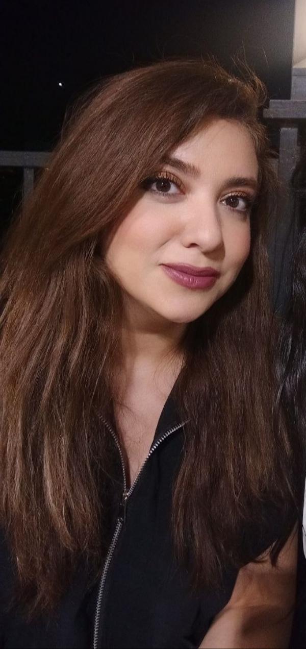 تصویر پروفایل شیرین