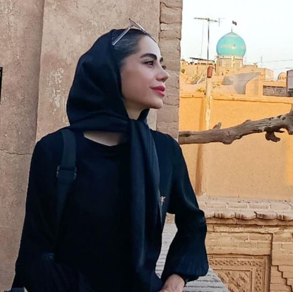 تصویر پروفایل نسترن